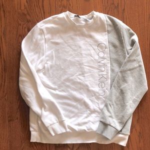 Men’s Calvin Klein crew neck sweatshirt, size Med
